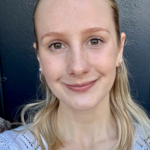 Nicole Paschke, Bachelor of Social Science Honours in Psychology; Wellness Counsellor/coach